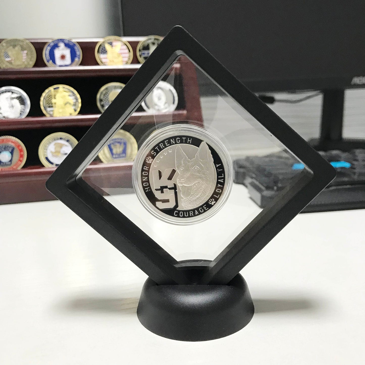 Policemen & K 9 Night Guardian Prayer Challenge Coin police sign Law Enforcement Medallion/gift for Him for father DecoWoodo