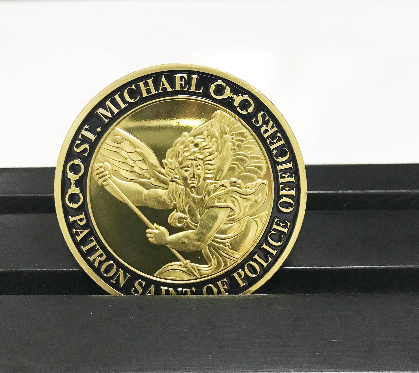 US Policeman Protector St. Michael Challenge Coin Police Officers Prayer Gold Coin Gift for Him/ Her/Father DecoWoodo
