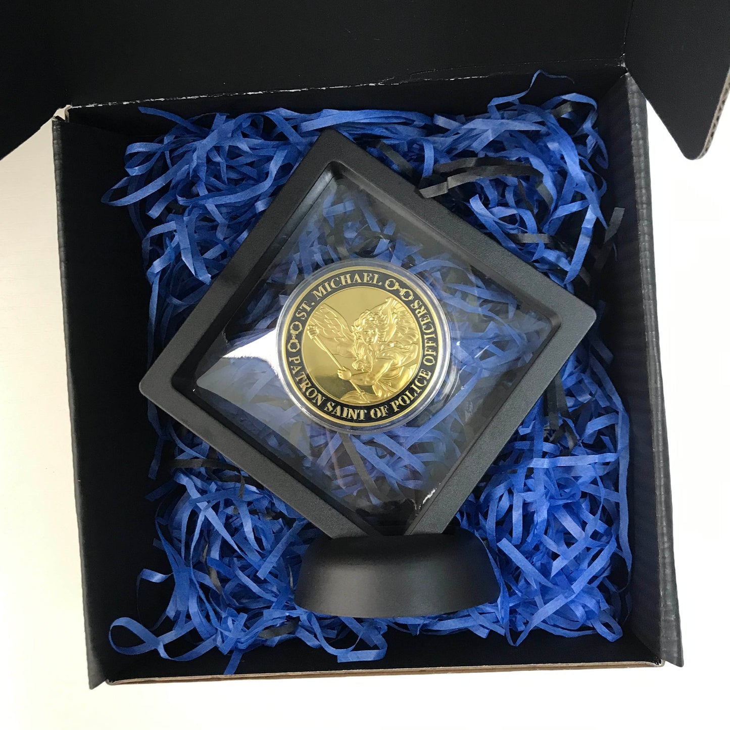 US Policeman Protector St. Michael Challenge Coin Police Officers Prayer Gold Coin Gift for Him/ Her/Father DecoWoodo