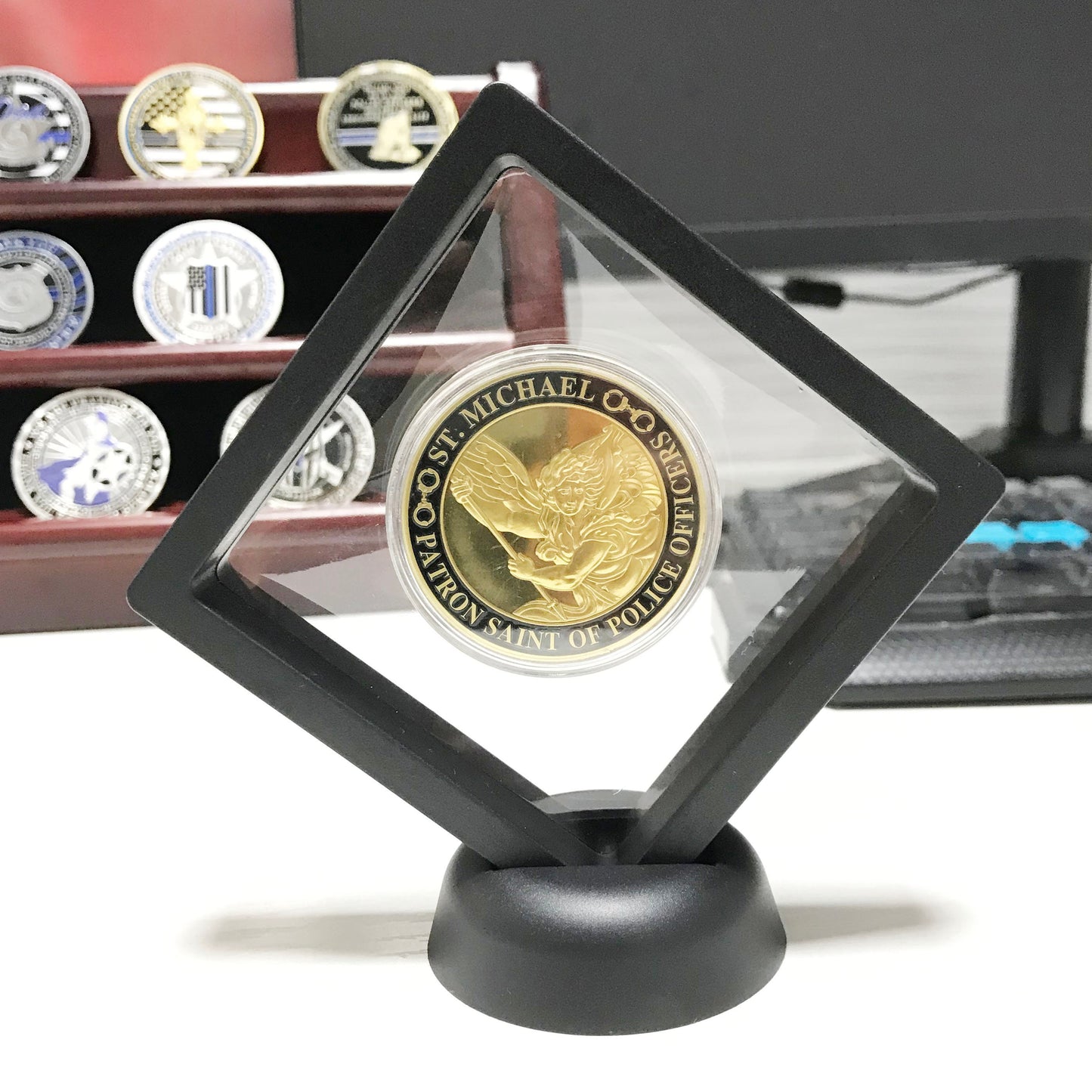 US Policeman Protector St. Michael Challenge Coin Police Officers Prayer Gold Coin Gift for Him/ Her/Father DecoWoodo