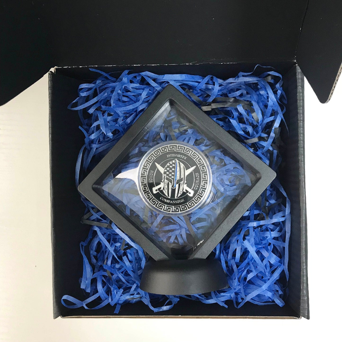 Police Thin Blue Line Prayer Challenge Coin Law Enforcement Blue Lives Matter Police Helmet Pray Gift for Him/ Her/Father/Husband DecoWoodo